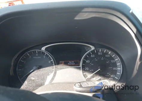 2017 Nissan Pathfinder S z USA, uszkodzony, nr VIN 5N1DR2MMXHC907991